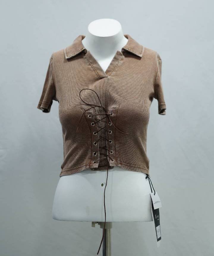 GOTHIC BIND POLO CROP MOCHA BROWN